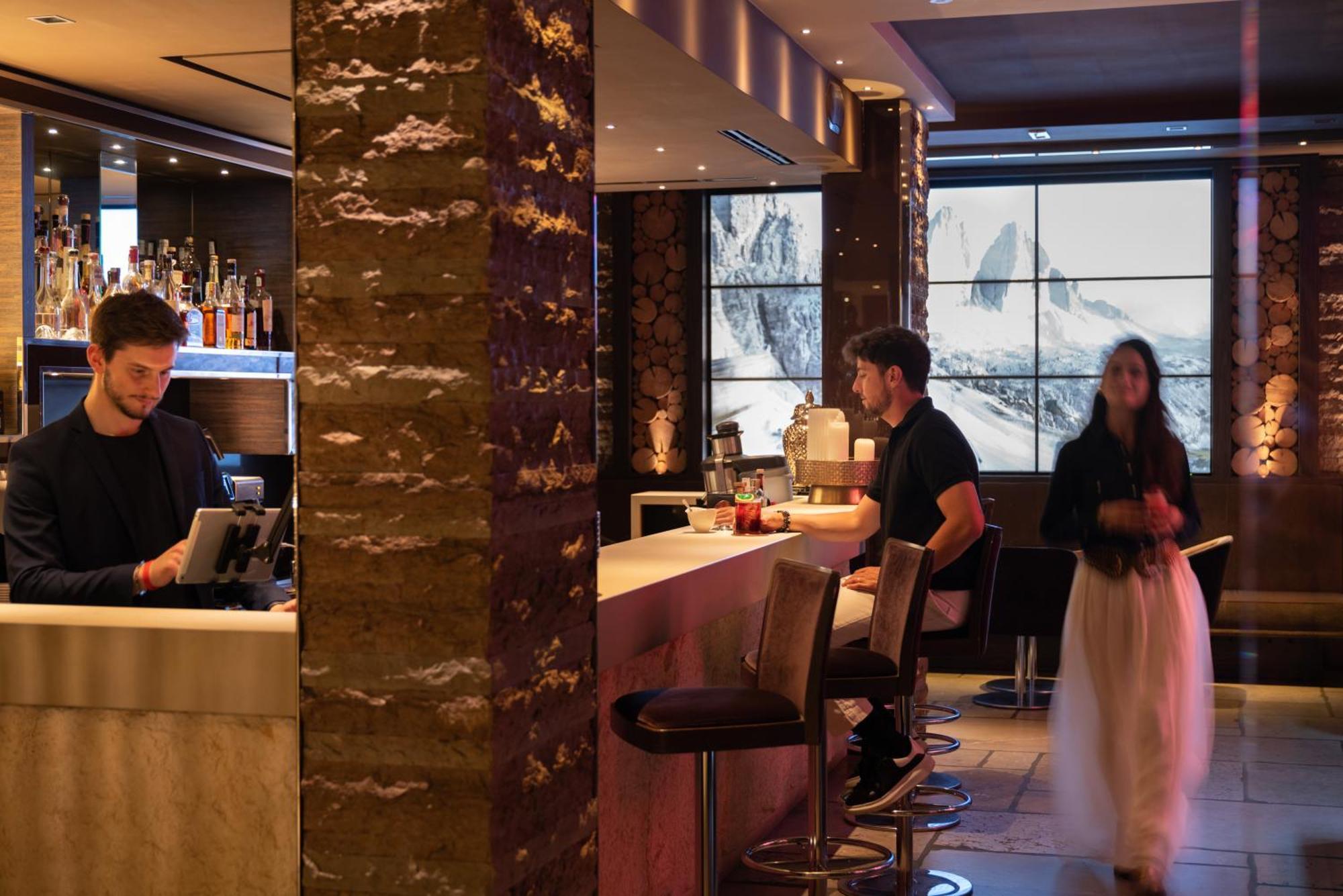 Rosapetra Spa Resort - Small Luxury Hotels Of The World Cortina d'Ampezzo Exterior photo