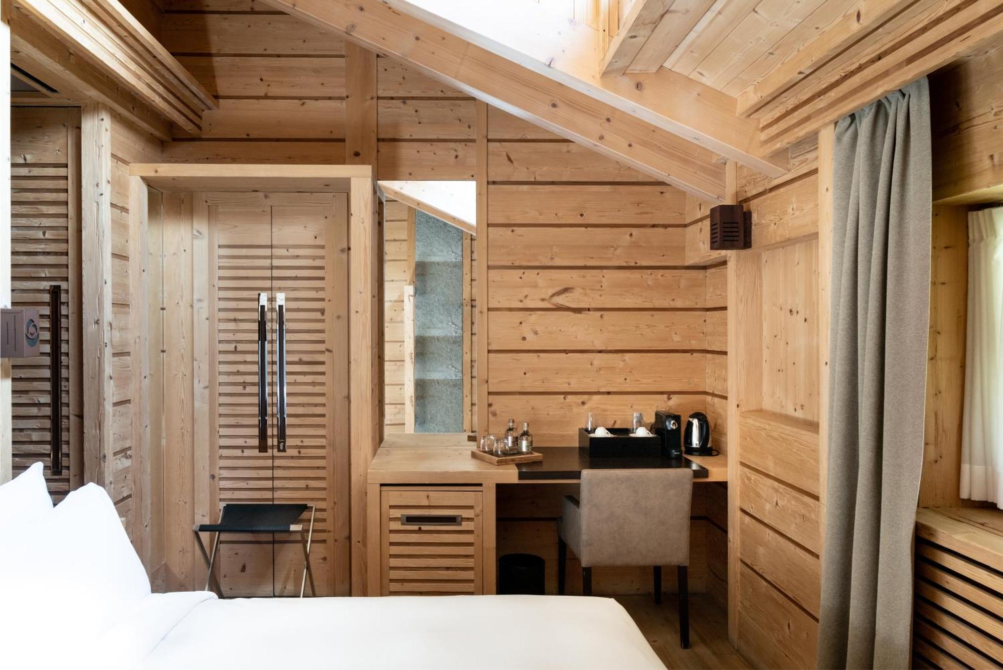 Rosapetra Spa Resort - Small Luxury Hotels Of The World Cortina d'Ampezzo Exterior photo