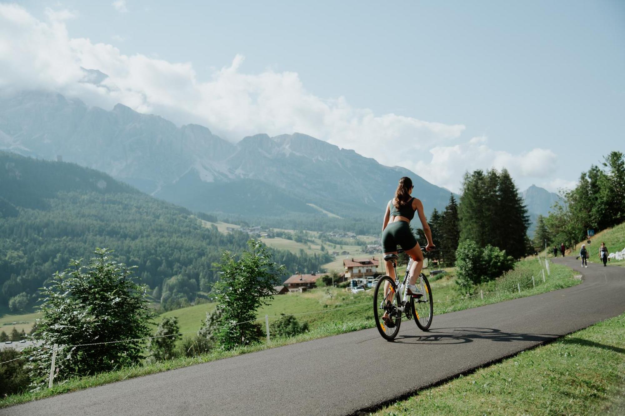 Rosapetra Spa Resort - Small Luxury Hotels Of The World Cortina d'Ampezzo Exterior photo