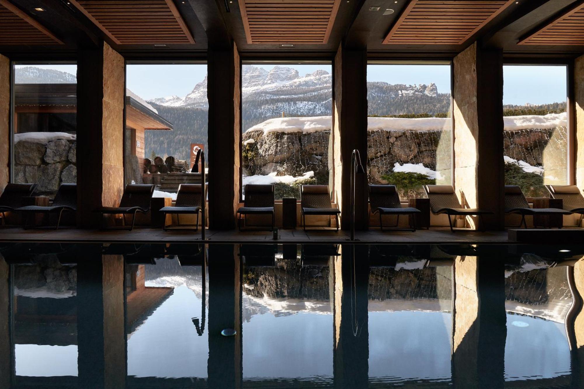 Rosapetra Spa Resort - Small Luxury Hotels Of The World Cortina d'Ampezzo Exterior photo